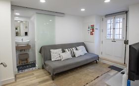 Wonderful Apartment In The City Center By Soulplaces